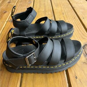 Dr. Martens - blaire hydro leather strap sandals, black, size: 7.5